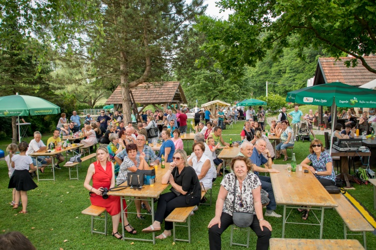 Festival „A Sutla si teče'“ ponovo spaja Hrvatsku i Sloveniju kroz glazbu i tradiciju