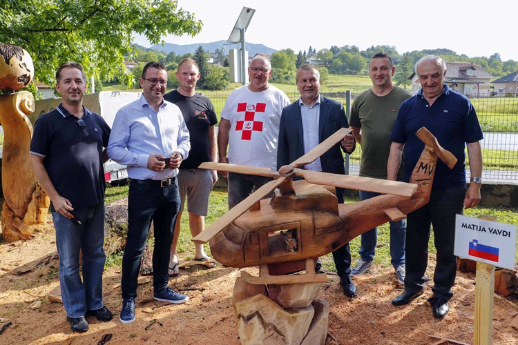 Održan 9. festival kipranje motornom pilom, župan Stričak: Salinovec postaje centar jedinstvene manifestacije kreativnosti i umjetnosti