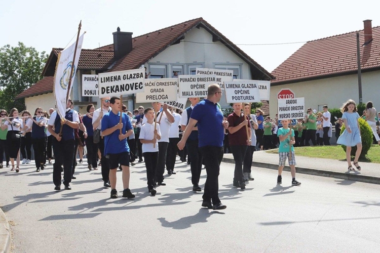 U Dekanovcu održana 29. Županijska smotra puhačkih orkestara i limenih glazbi