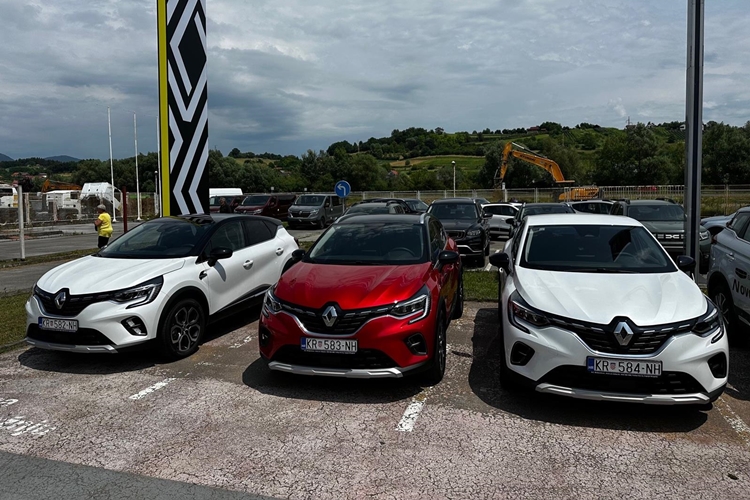 Krapinsko-zagorska županija prelazi na „zeleniji” vozni par, stigla tri nova hibridna automobila