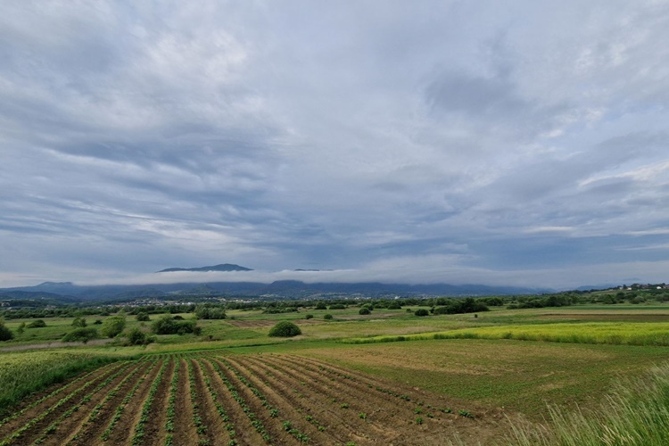 VRIJEME I danas moguća kiša, temperatura zraka za koji stupanj niža