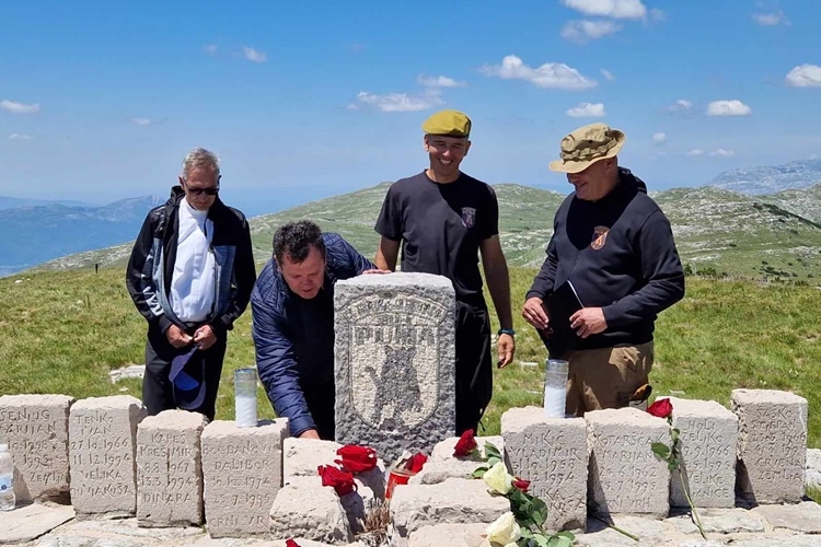 Na Dinari obilježena obljetnica pogibije 31 i nestanka jednog pripadnika 7. gardijske brigade Puma