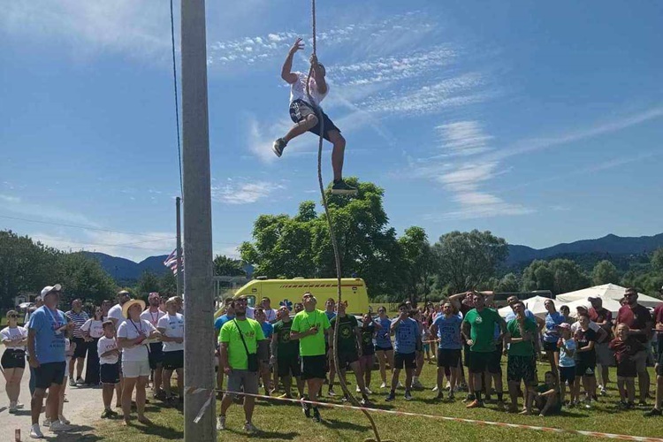Hrvatski festival sportske rekreacije na selu: Pobjedu odnijeli domaćini - Udruga za šport i rekreaciju Stažnjevec