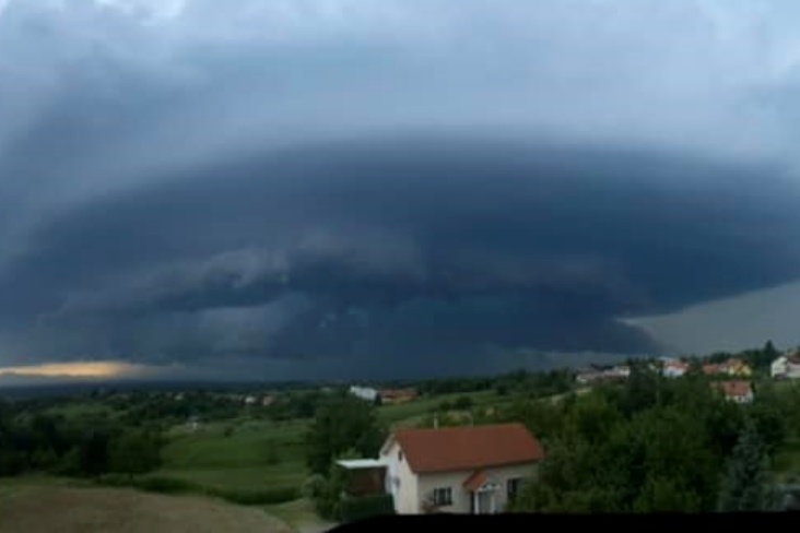 Ovako izgleda tučonosna superćelija – meteorološki fenomen koji donosi velike štete