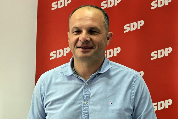 Je li Sanja Major ozbiljna prijetnja Siniši Hajdaš Dončiću za čelno mjesto u SDP-u?