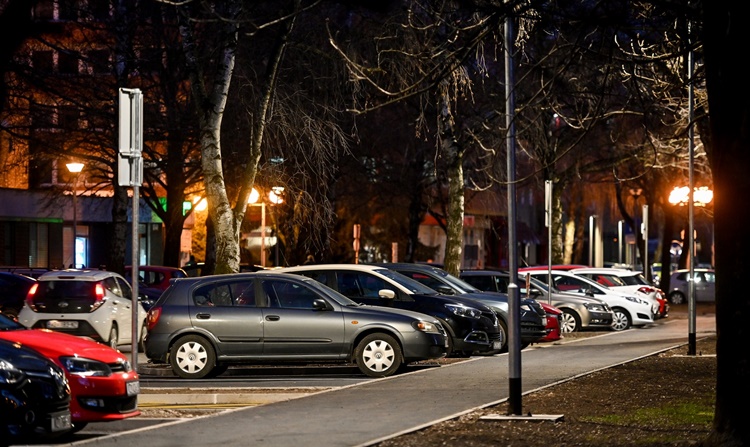 Tomašević najavio niz mjera za uvođenje reda u parkiranje u Zagrebu