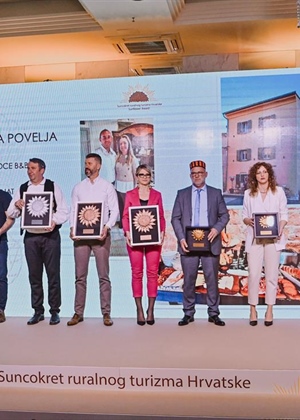 Otvoren natječaj za SUNCOKRET ruralnoga turizma – The Sunflower Award – prijaviti se možete do 15. listopada