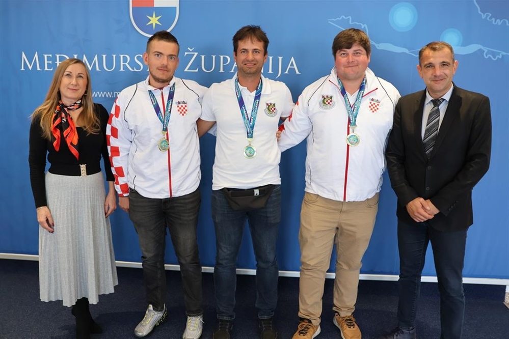 Župan Posavec primio osvajače zlatne medalje na Svjetskom prvenstvu u lovu ribe udicom na plovak