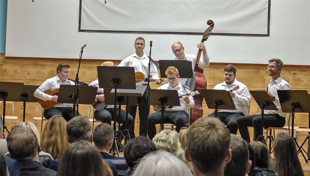 U Mihovljanu održan tradicionalni koncert Svijet i tambura, uz domaćine nastupili i brojni gosti