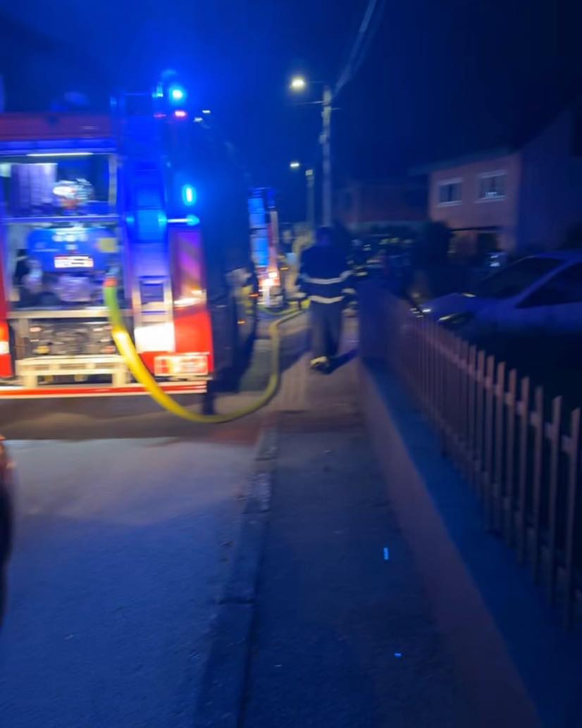 U požaru stana u Samoboru poginula jedna osoba, drugu spasili vatrogasci