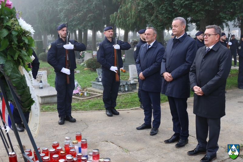 I u Koprivničko-križevačkoj županiji povodom Svih svetih položeni vijenci i zapaljene svijeće