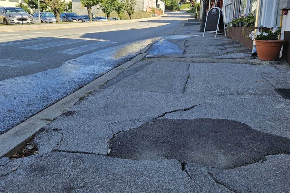 U Varaždinskim Toplicama sanira se pješačka staza na zavoju kod Termi, a postaviti će se i metalni stupići