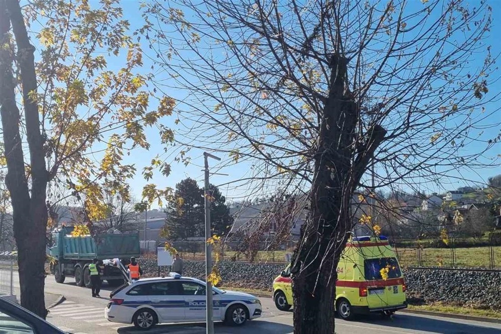 Kamion u Krapini udario ženu, od zadobivenih ozljeda je preminula