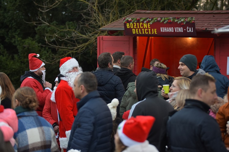 Dođite na Advent u Zelendvoru: Sve očekuje „brdo” delicija, a najmlađe i oslikavanje lica