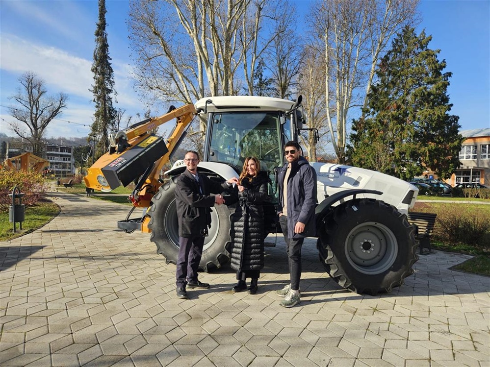 Grad Zlatar od danas ima svoj traktor i malčer