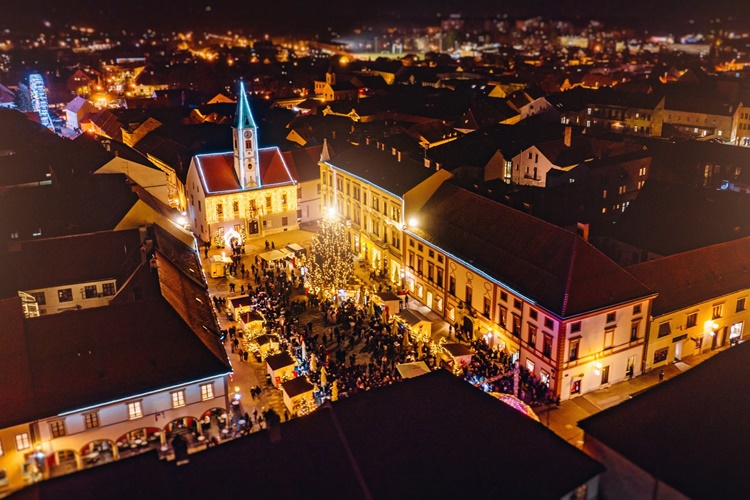 Advent u Varaždinu 2024. oborio sve rekorde: U manifestaciji uživalo čak 200 tisuća posjetitelja, ali to nije sve!