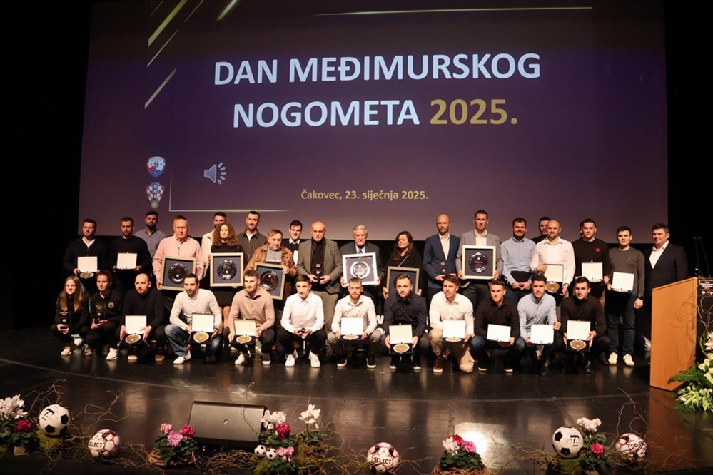 Lovro Zvonarek i Nina Varga proglašeni najboljim nogometašem i nogometašicom u 2024. godini, čestitao im i župan Posavec