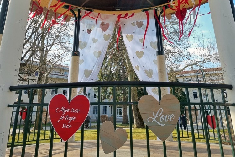 Sretan Dan zaljubljenih! Ljubav je u zraku, ali znate li kako je nastalo Valentinovo?