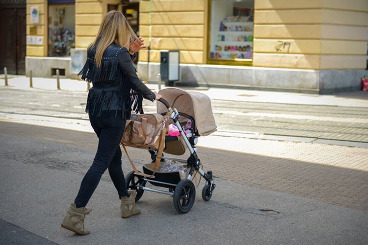 Od ožujka kreću veće naknade za roditeljski dopust, limit raste na 3 tisuće eura