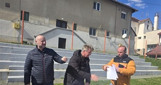 Završena sanacija školske sportske dvorane u Tuhlju, vrijedna oko 380 tisuća eura - obišao ju župan Kolar