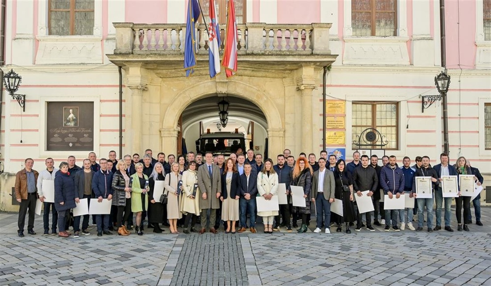 U Varaždinskoj županiji obrtnicima svečano dodijeljeno 37 majstorskih diploma