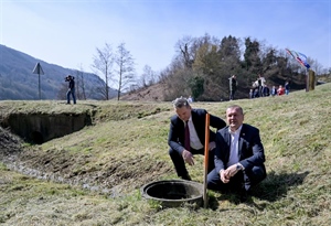 U Varaždinskoj županiji Svjetski dan voda obilježen postavljanjem poučne ploče na izvoru rijeke Bednje