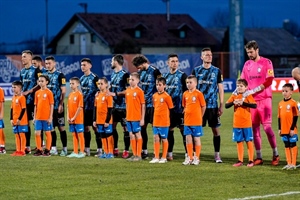 Rijeka golom u sudačkoj nadoknadi svladala Varaždin i zasjela na vrh HNL-a