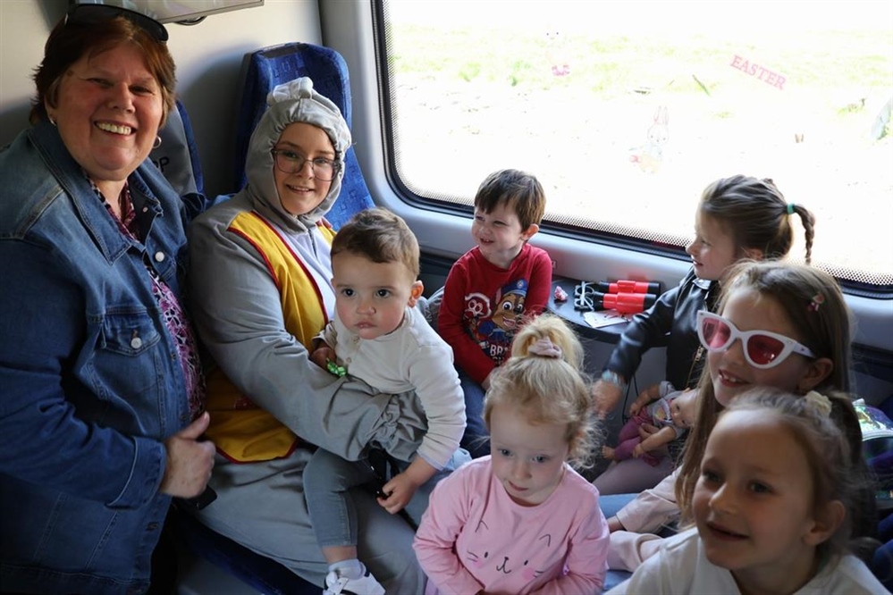 Veseli Zeko-Express razveselio najmlađe Međimurce uskrsnom vožnjom