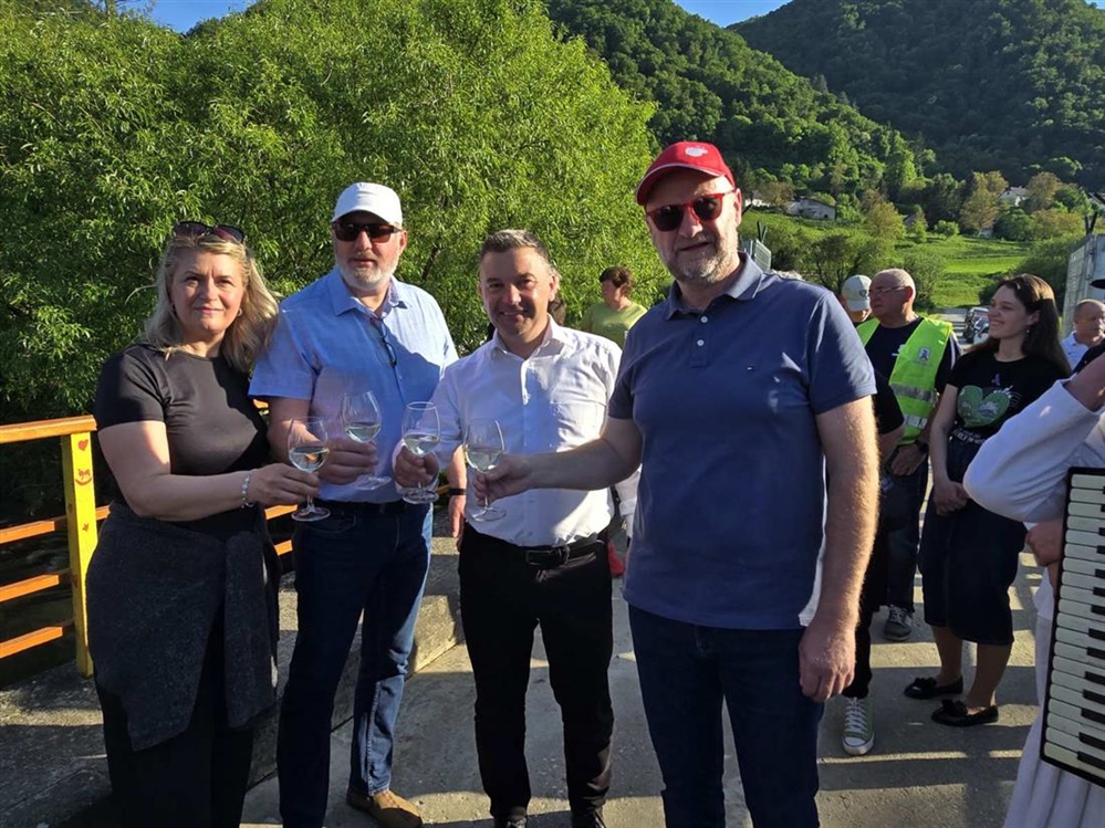Most koji spaja narode: Gmajna – Kunšperk postao simbol 20 godina prijateljstva Kumrovca i Bistrice ob Sotli