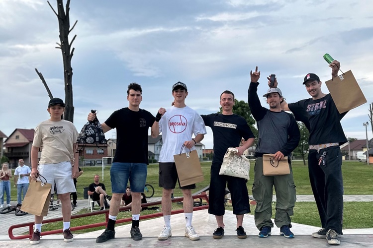 Urbanim sportovima ispunjen Trnovec Bartolovečki: Skate park postao središte ŠumaCrew Toura