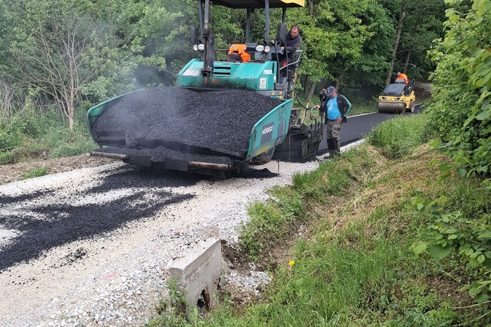 Završava prva faza asfaltiranja u općini Konjščina - tri dionice nerazvrstanih cesta dobivaju novo ruho