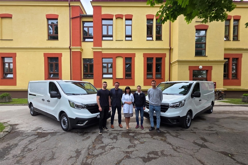 Za potrebe internih transporta, u Opću bolnicu Varaždin stigla dva kombija