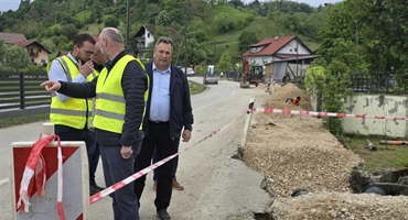 Važni radovi u Lučelnici Tomaševečkoj: grade se nogostupi i rješava odvodnja za sigurnost djece i mještana