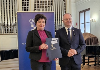 Varaždinske Toplice: Uručeni ugovori za nova ulaganja u dječja igrališta i vrtić vrijedni preko 74 tisuće eura