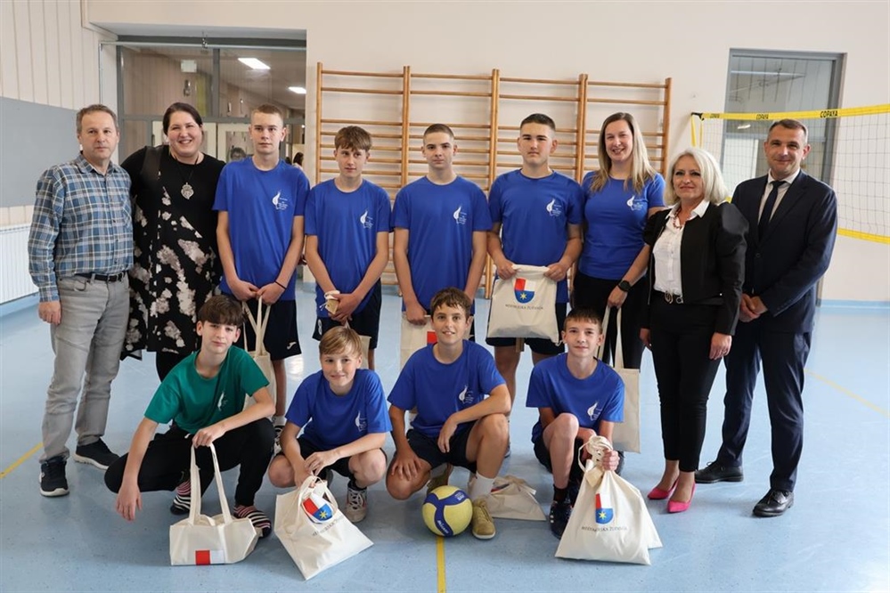 Župan Posavec u posjeti OŠ dr. Vinka Žganca Vratišincu – najavljen početak radova na dogradnji škole i sportske dvorane