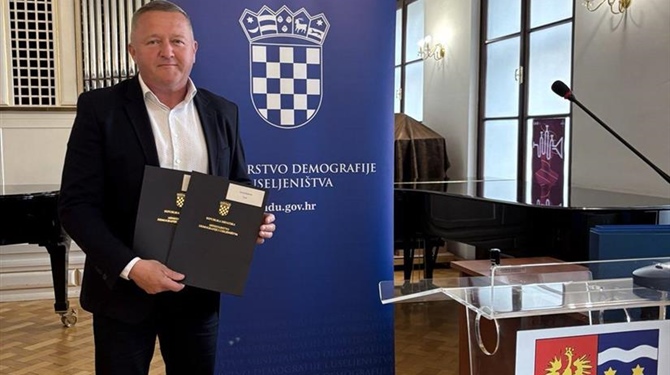 Ugovori za dječja igrališta u Radoboju: "Naša djeca su najveće blago i zaslužuju najbolje"