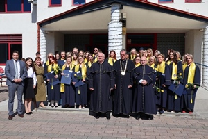 Zamjenica župana Jasna Petek na svečanoj promociji novih prvostupnika sestrinstva u Pregradi