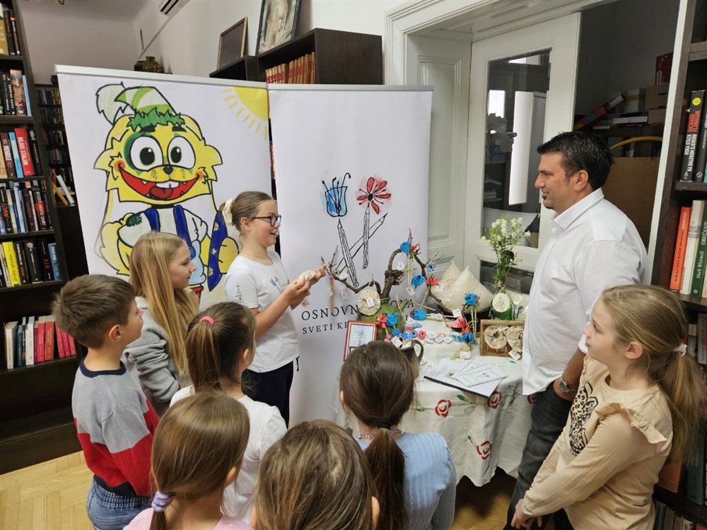 Učenička zadruga „Začretko“ zablistala na županijskoj smotri: Začretska lastika“ – spoj tradicije, umjetnosti i učeničkog stvaralaštva