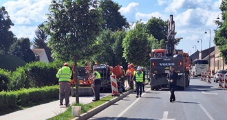 Prvi put izvan Francuske i to baš u Varaždinu: Nova podloga za pješačku stazu uz Stari grad