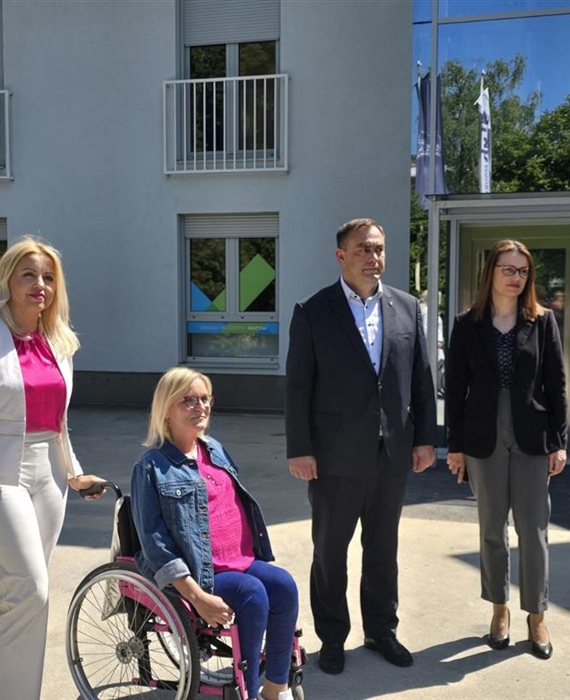 Krapina dobila suvremeni lift za pristup Pučkom učilištu i knjižnici - projekt za grad jednakih mogućnosti