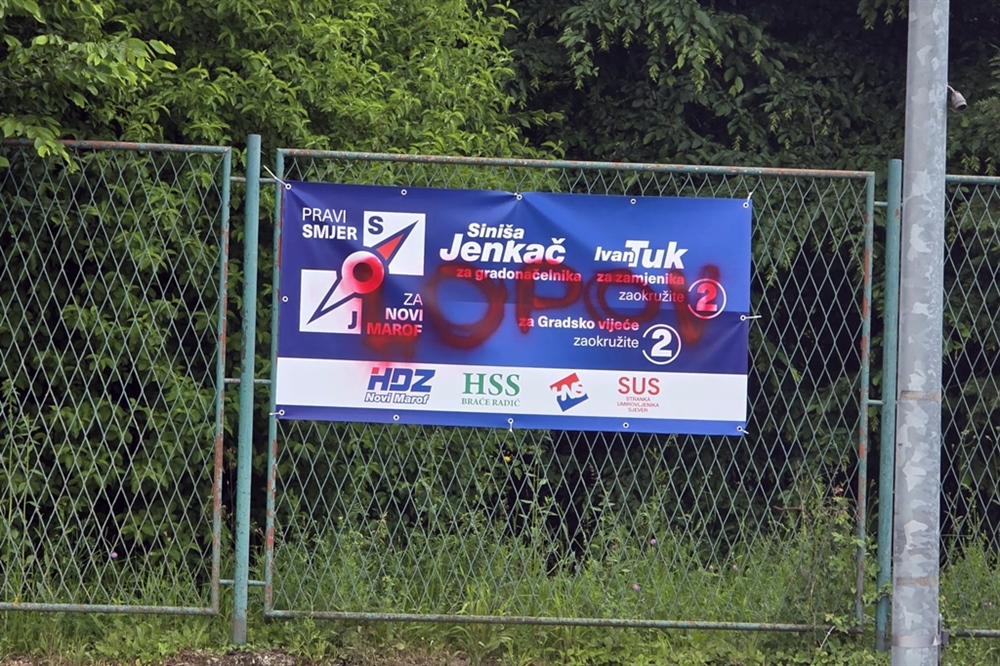 Netko je u Novom Marofu pošarao preko 30 banera Siniše Jenkača, HDZ: Oštro osuđujemo vandalski čin političkog nasilja