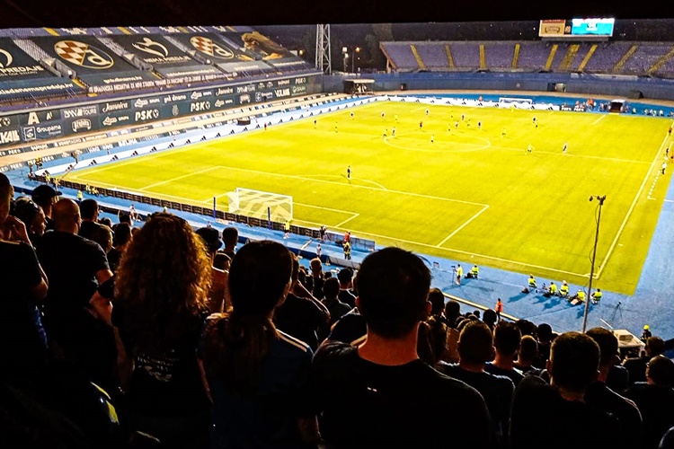 Tko će biti prvak, Dinamo ili Rijeka?