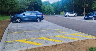 Uređeno parkiralište kod željezničke postaje Buzovec u Čakovcu – parkiralište i dalje besplatno, ali sigurnije