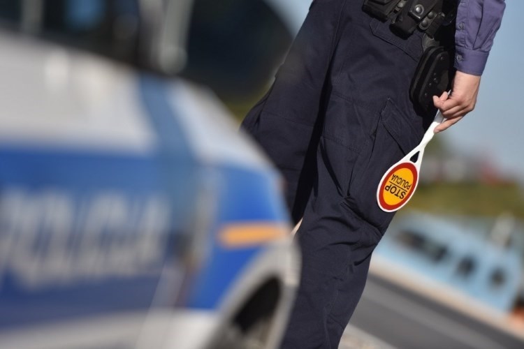Mladić zamislio da je Nedeljanec autocesta pa projurio skoro 130 na sat - dočekala ga policija