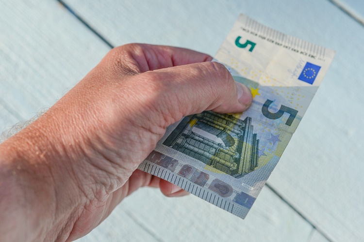 Novi podaci: Ovo je prosječna hrvatska plaća