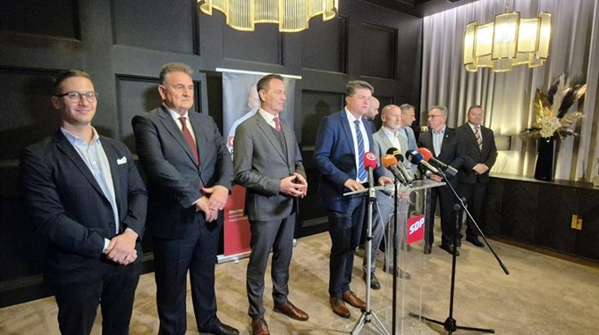 Uz SDP-ov kandidata za župana Brunu Istera, na presici u Varaždinu Reformisti i NPS-ovci