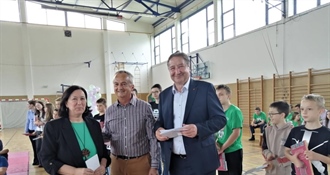Lepoglava ulaže u budućnost: Nagrade za učenike, planovi za školski bazen