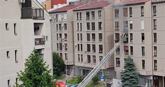 Požar u Španskom: Vatrogasci spašavali djecu iz zadimljene zgrade, jedan ozlijeđen