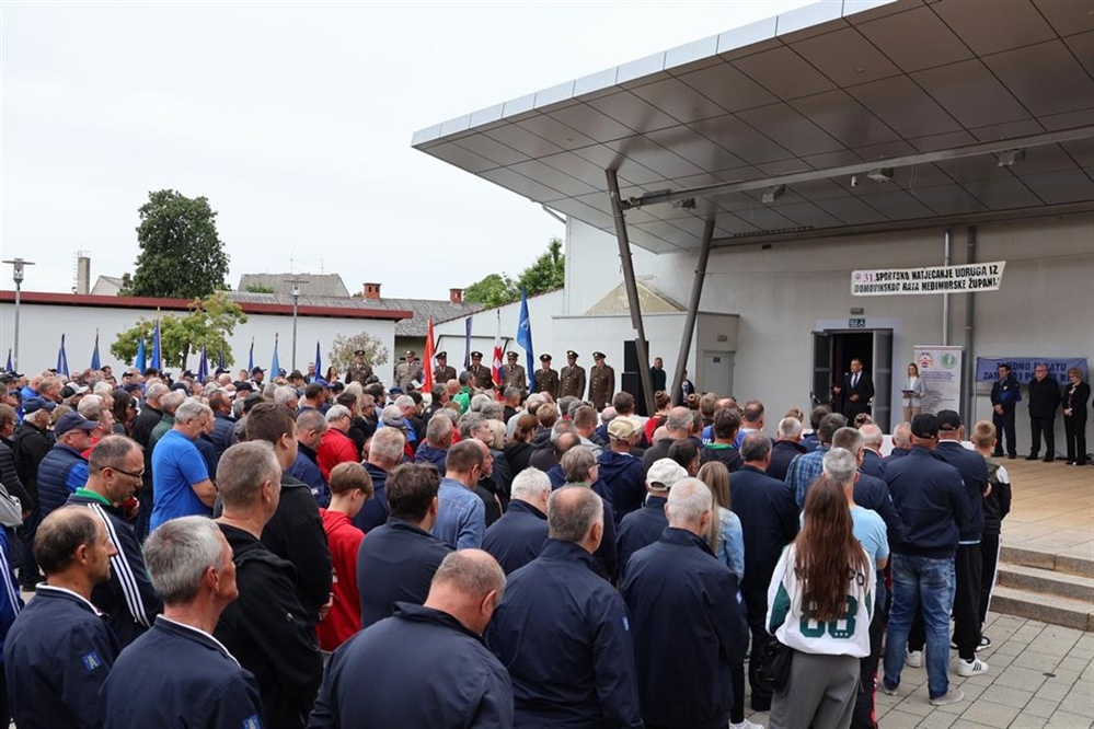 Župan Posavec pozdravio više od 400 sudionika natjecanja dragovoljaca i veterana te djece i unuka branitelja: Istinu moramo čuvati i prenositi na mlađe generacije