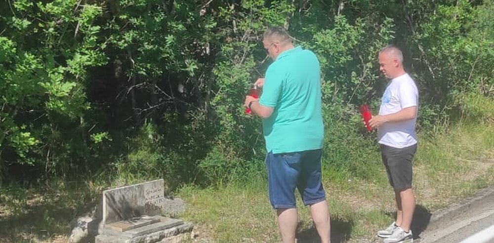 U spomen na Anđelka Herjavca, delegacija NK Varaždin zapalila svijeće na mjestu njegove pogibije